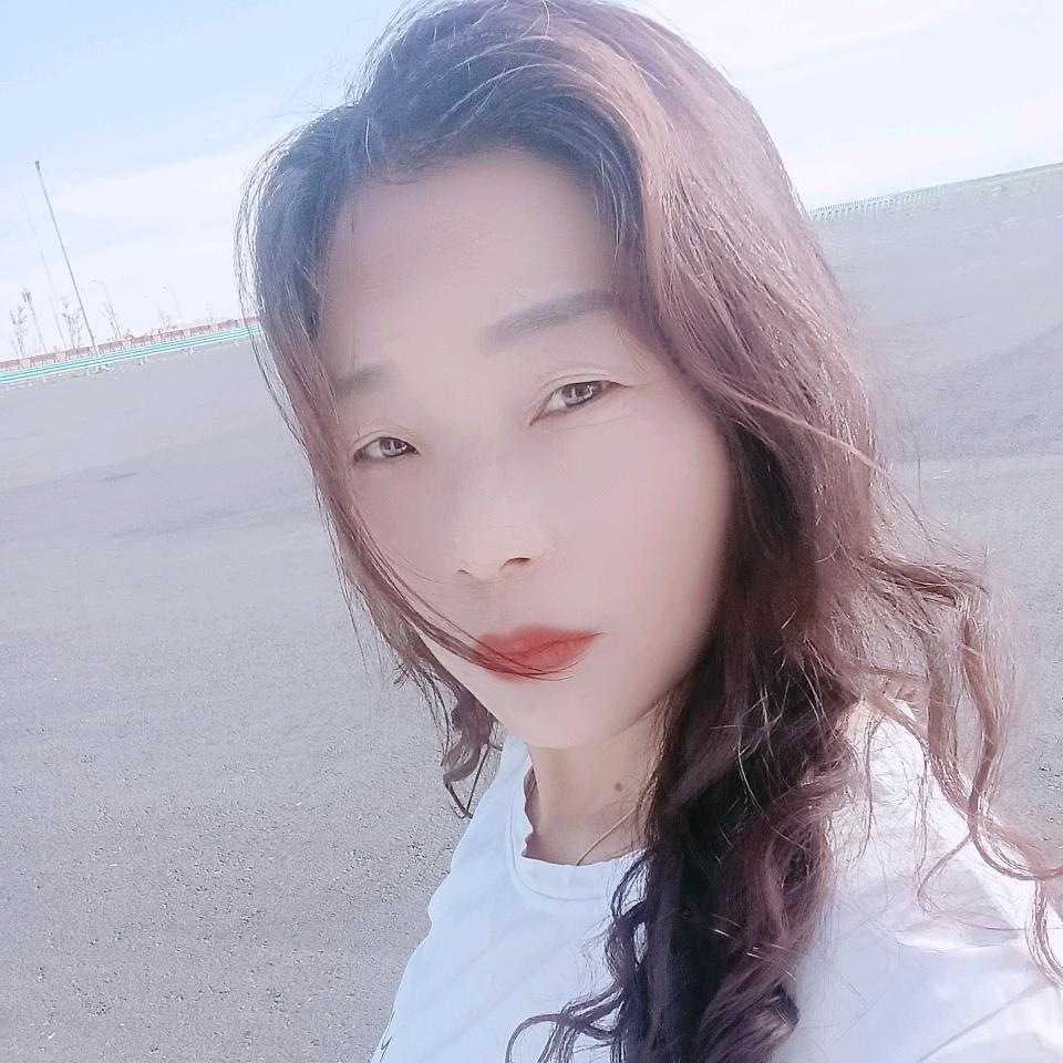 疼痛的心伤了一次又一次