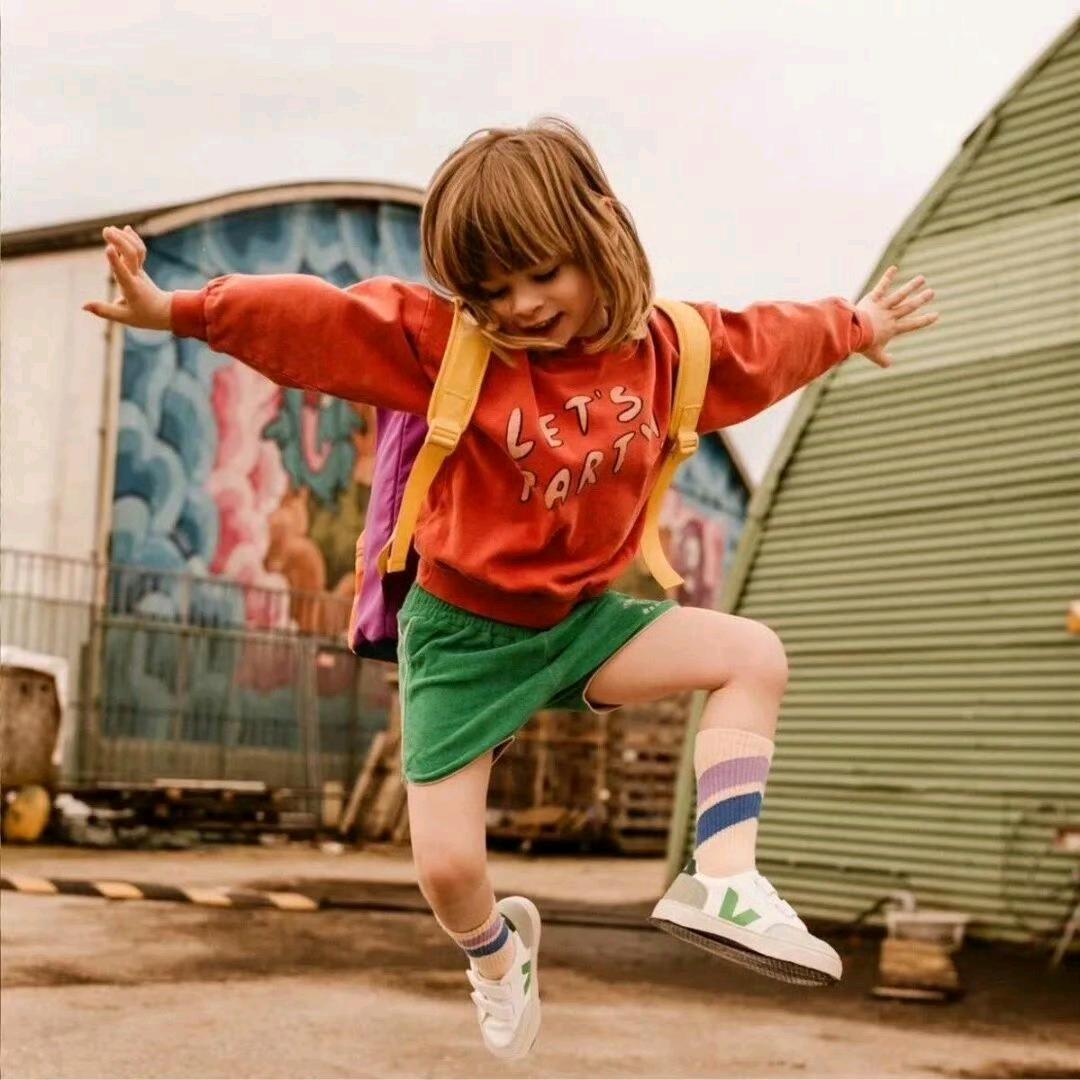 吃葡萄就吐葡萄皮