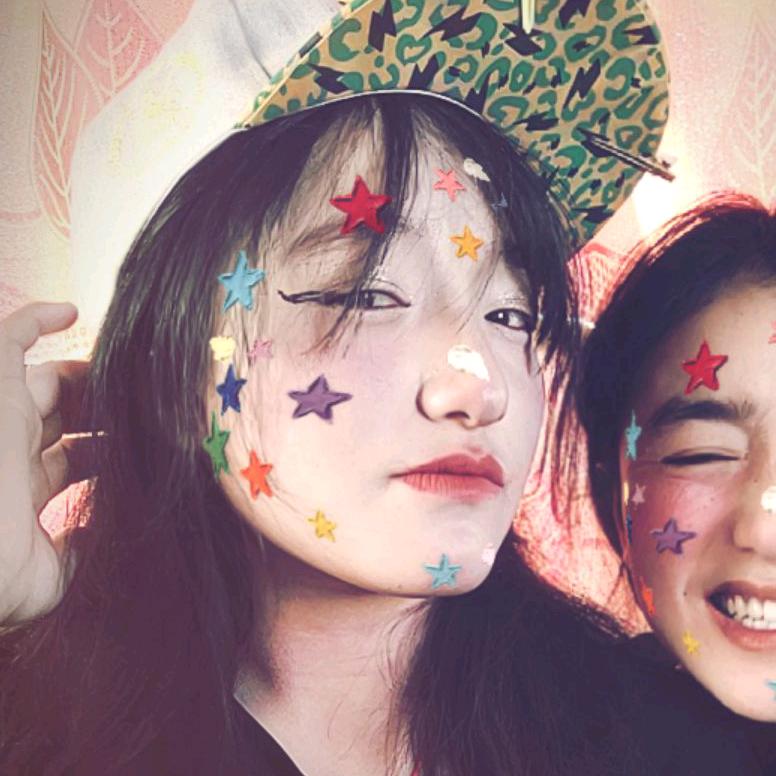 🐷《单眼皮的小黄豆》意卓🐷🐷