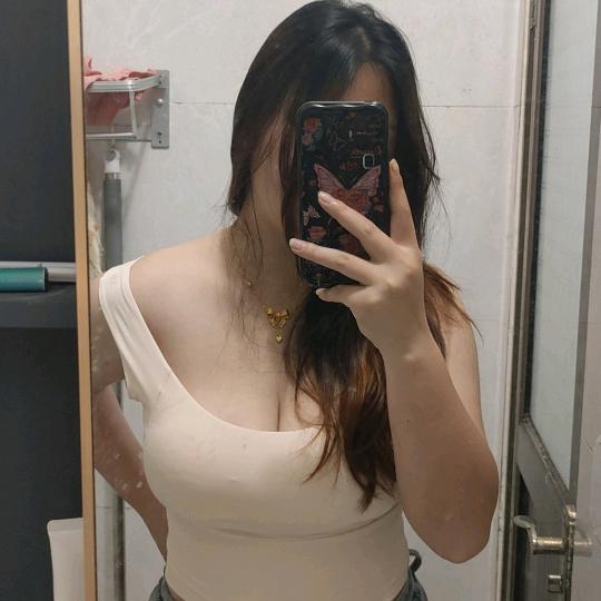 爱哭的小李