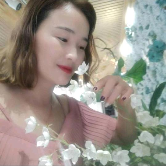 半坡店窗帘家纺鲜花婚庆用品