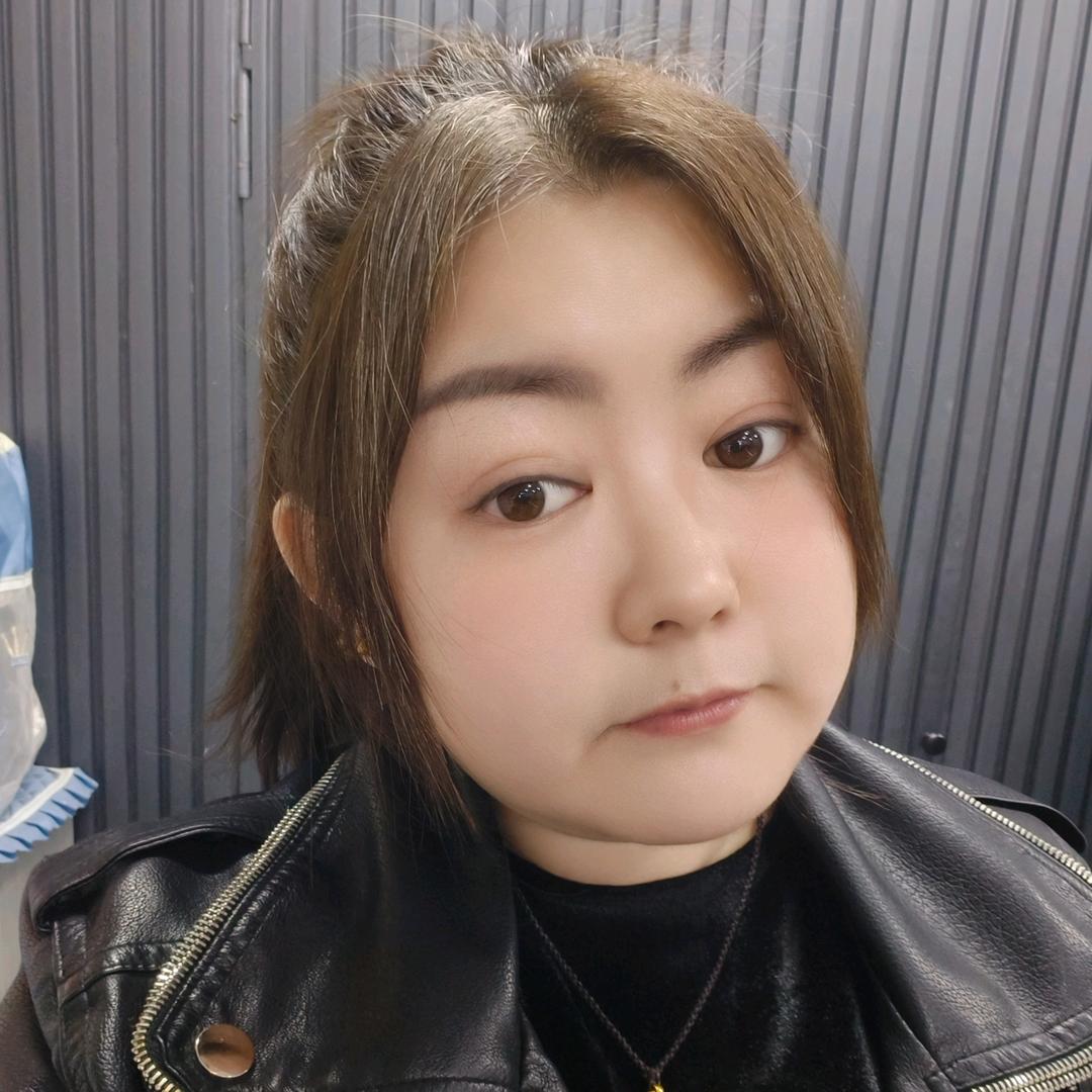圆圆🎤【新天地广告】