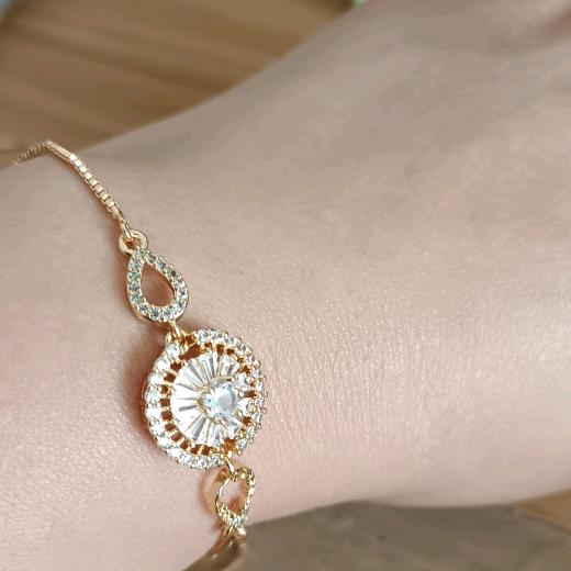 დ᭄ꦿ待故人 ꧔ꦿ℘