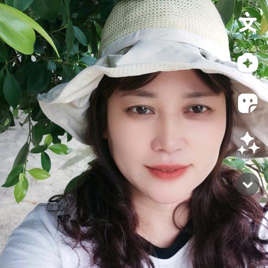 爱唱歌的娇姐