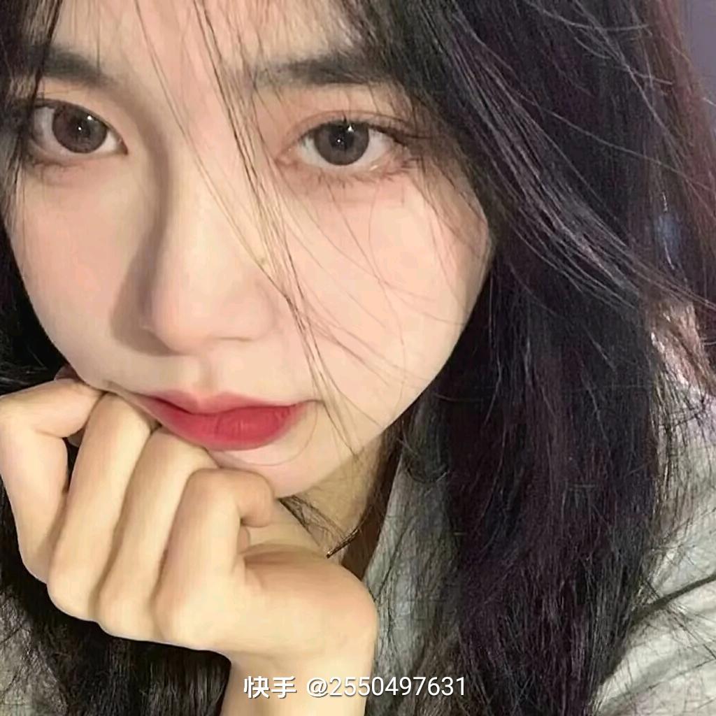小橙子爱吃糖