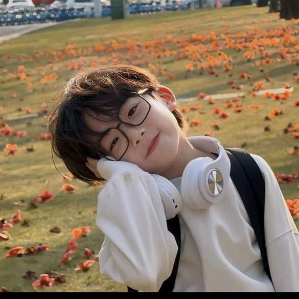 🥙🌭🍰🥪🍗🍔🍟🥯🍞🥖