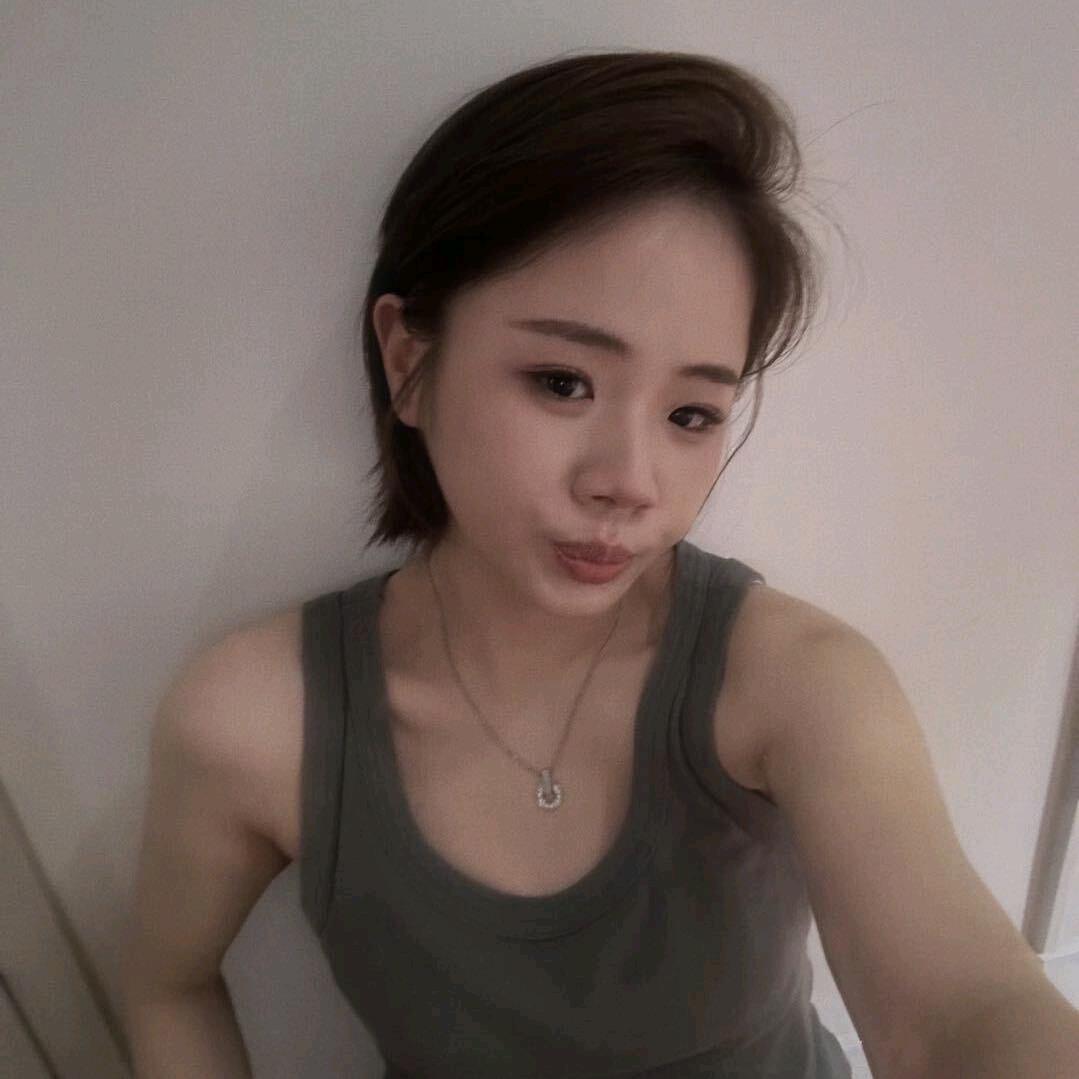 蛐小7。小个子【精致穿搭】