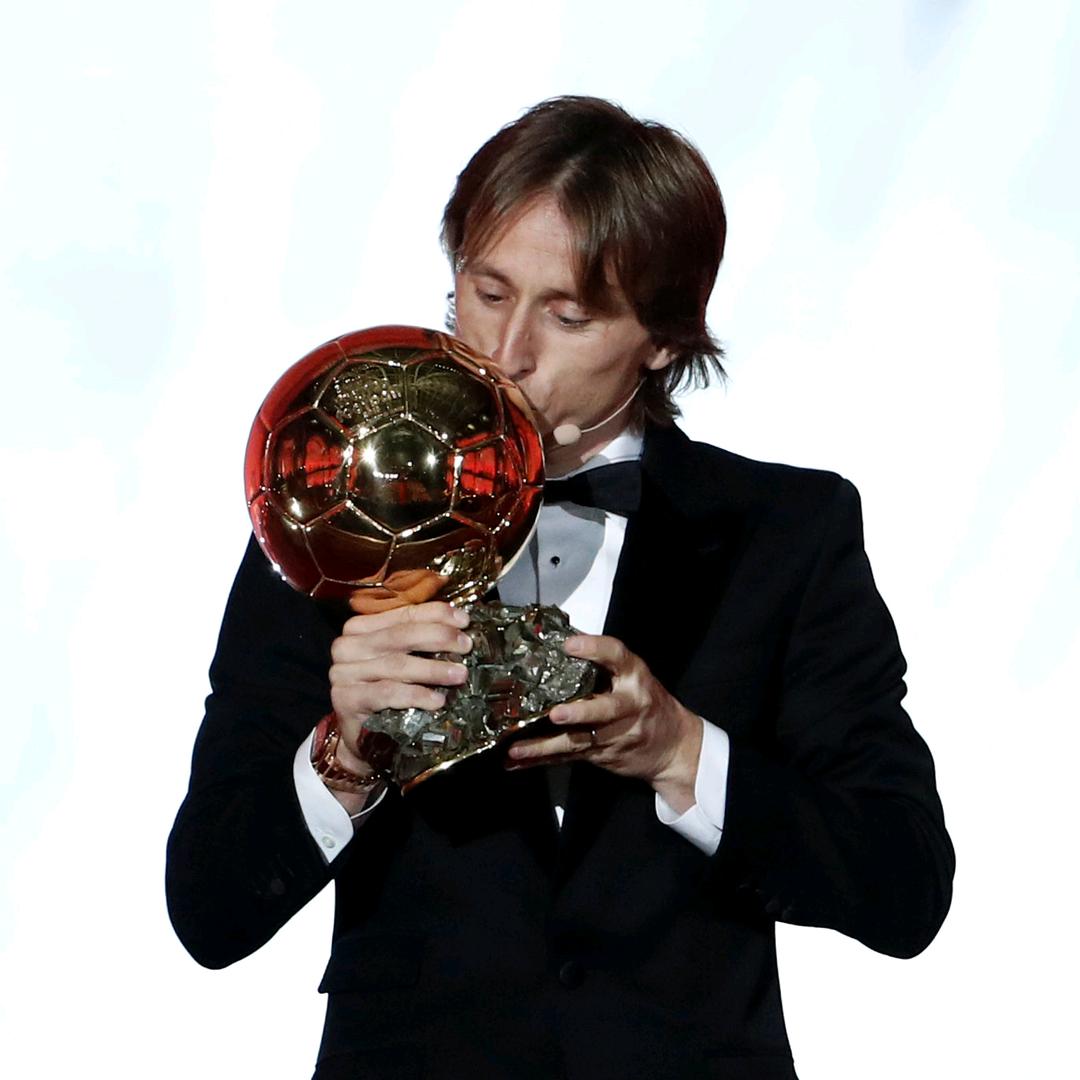 鹿港小镇的霓虹灯