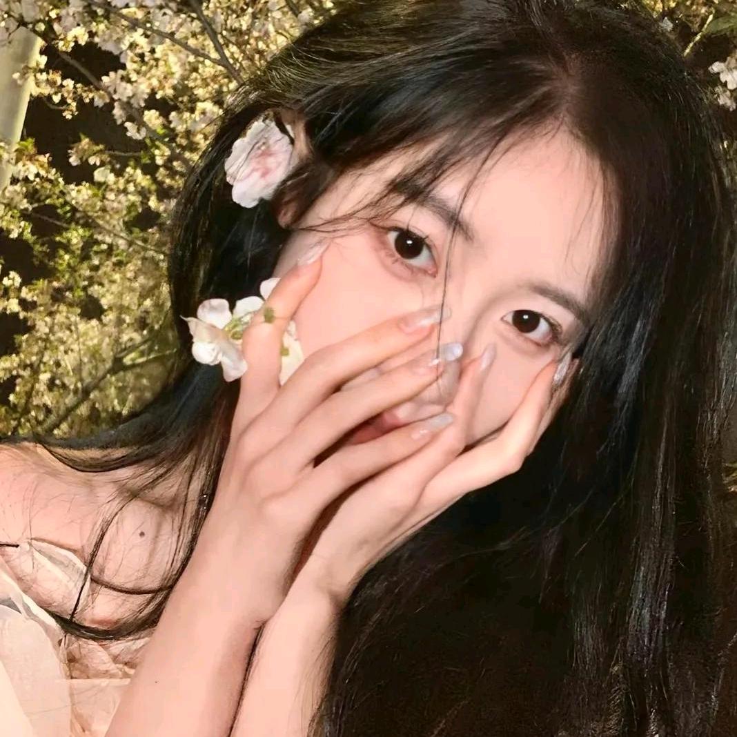 C.🌸🌸