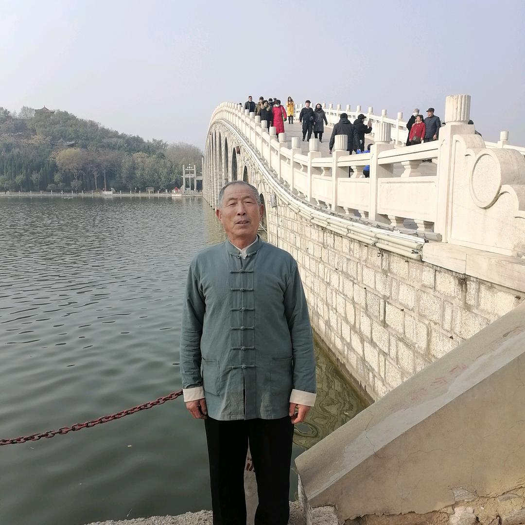 刘明鑫