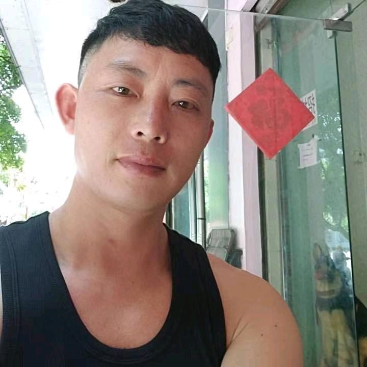 户外三伯