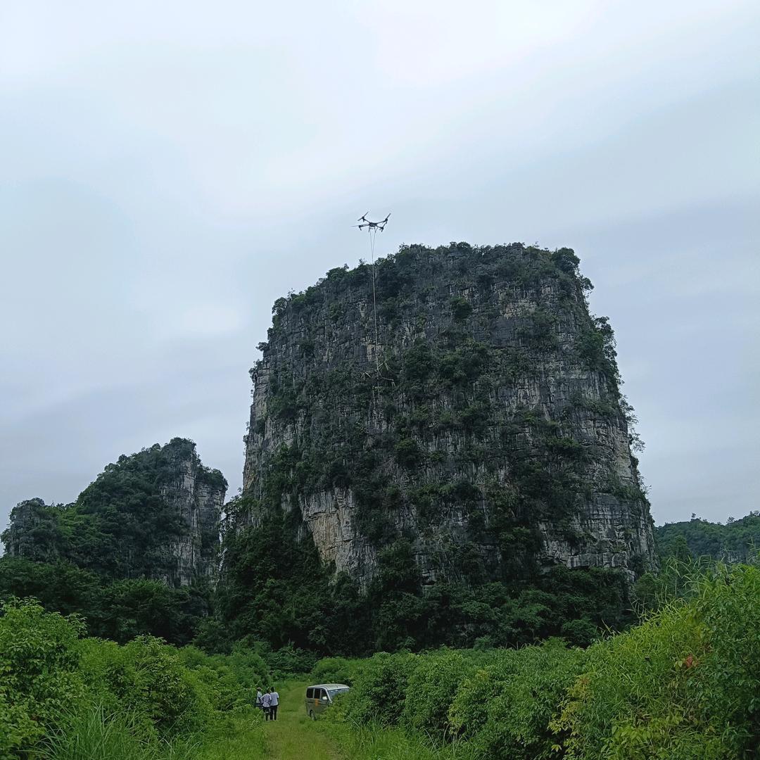 滕辉叭字，六爻