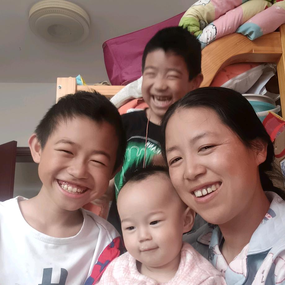 ゛木 目 心☞爱心"