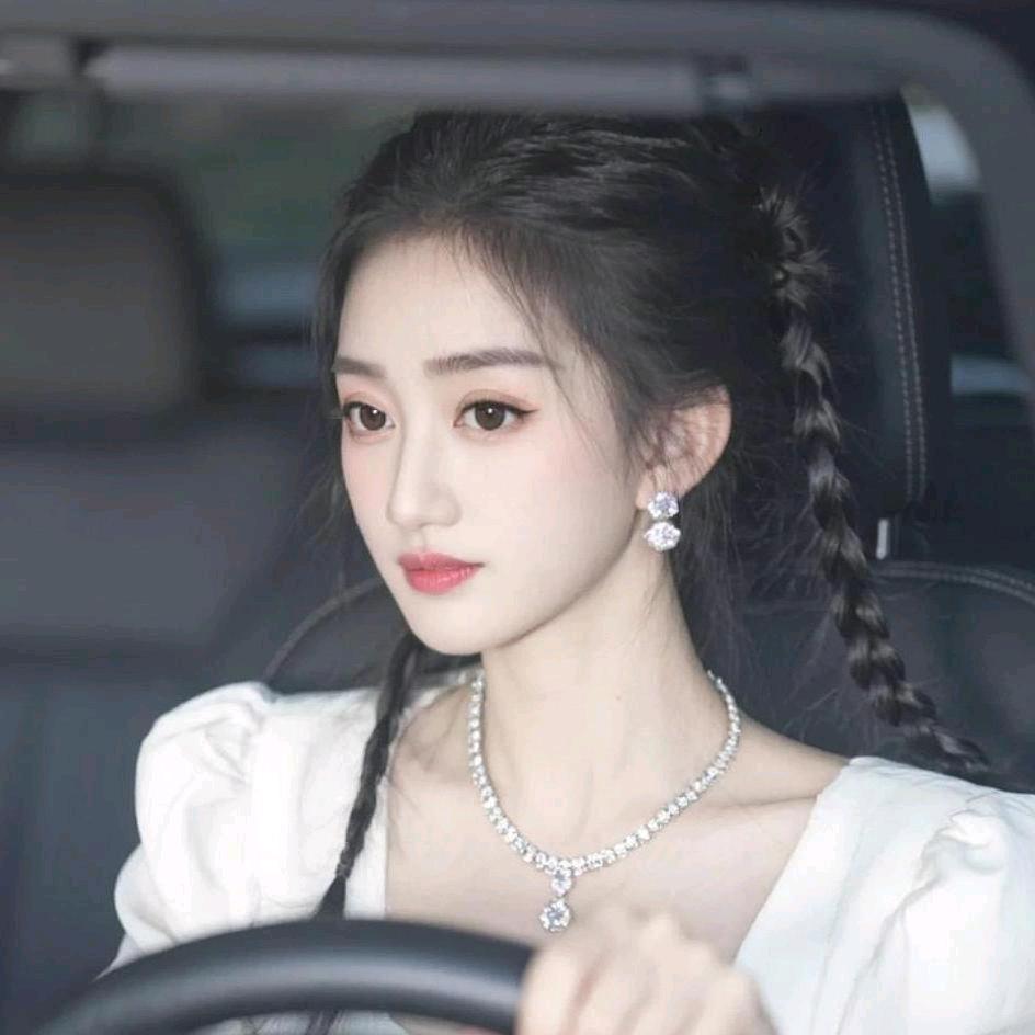 福布斯富婆👑 :-D💍