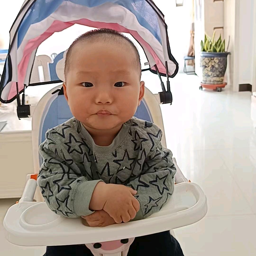 绾青鸢