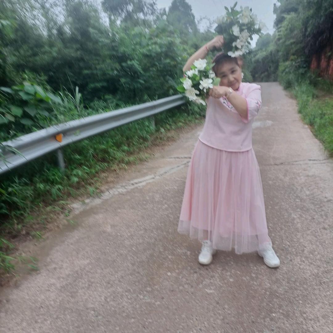 平平安安健健康康