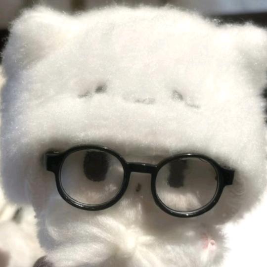 ●.◉ovo