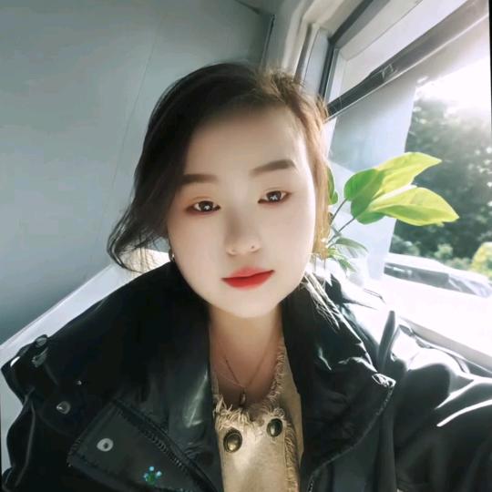 🥀心꯭比꯭柠ᮨ꯭檬酸ξ✿