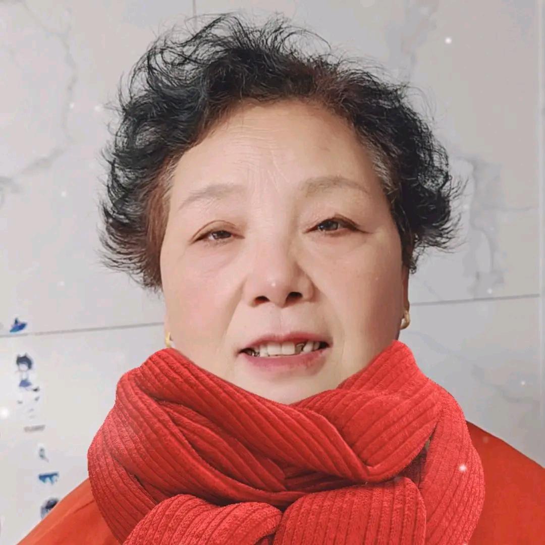 胖姐聊天（上午8：20开播）