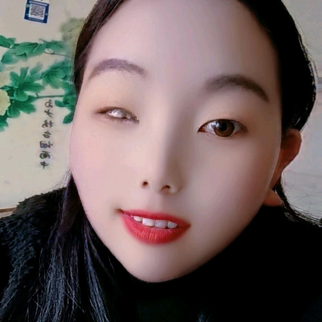 卢妍