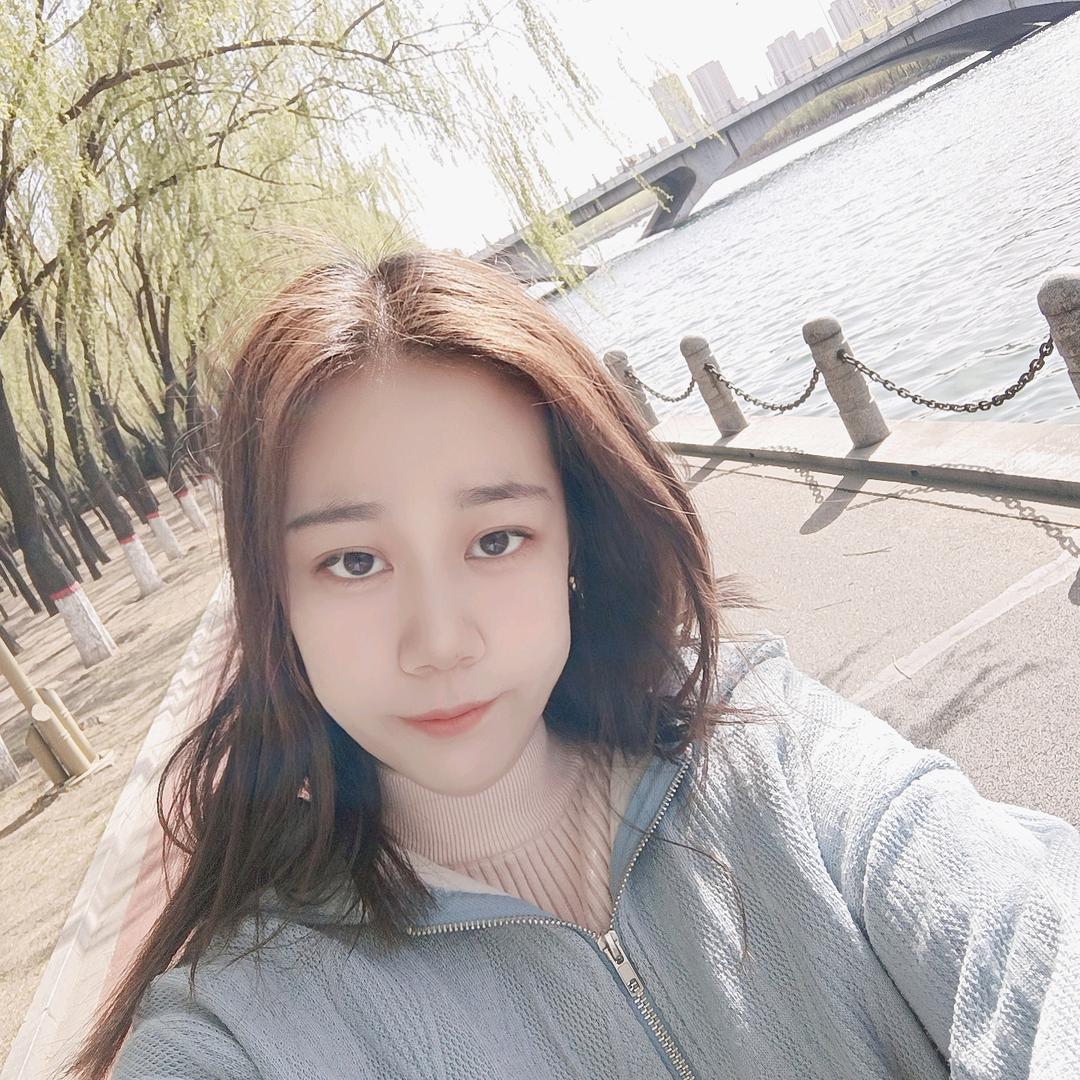 美信蕊蕊
