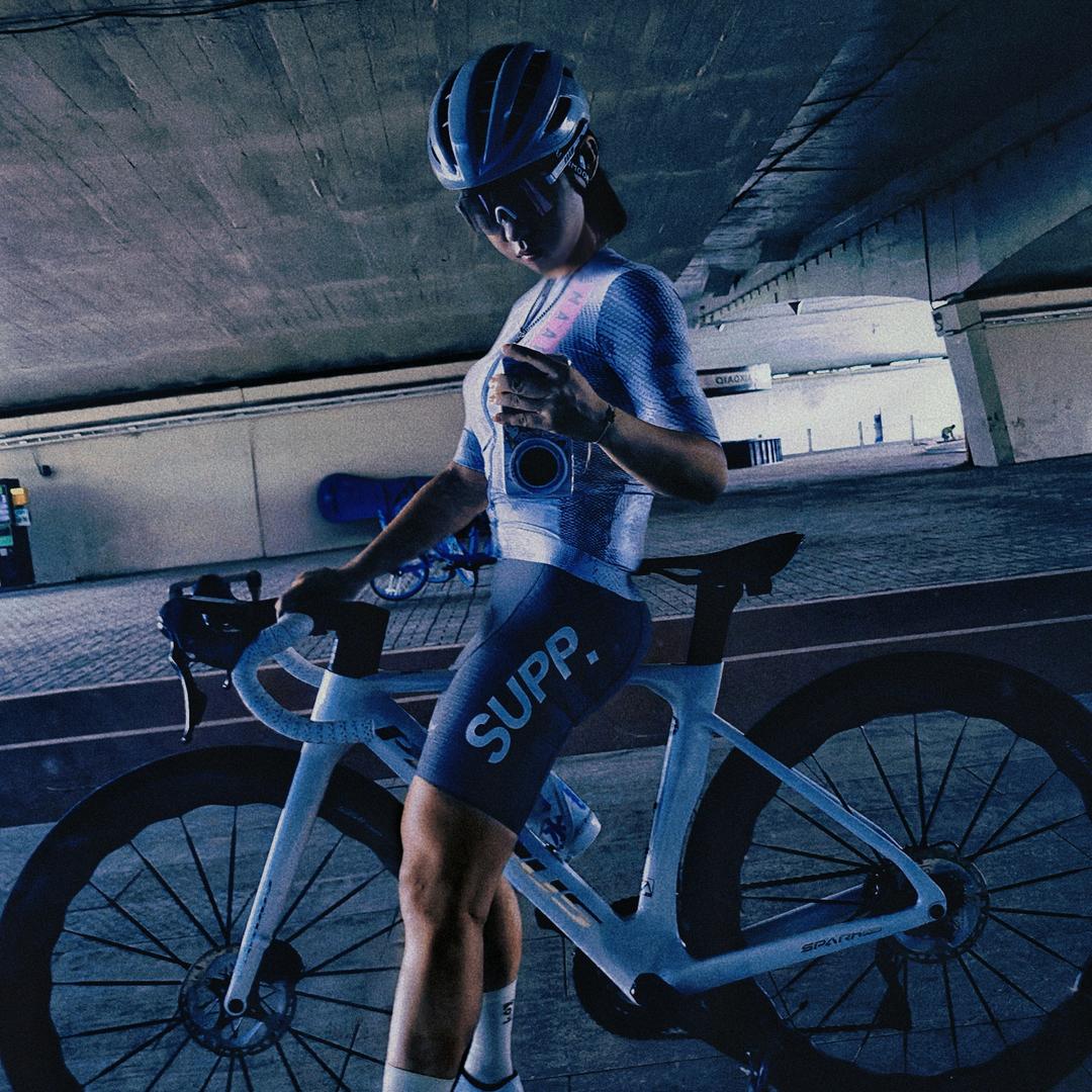 T,b🚴