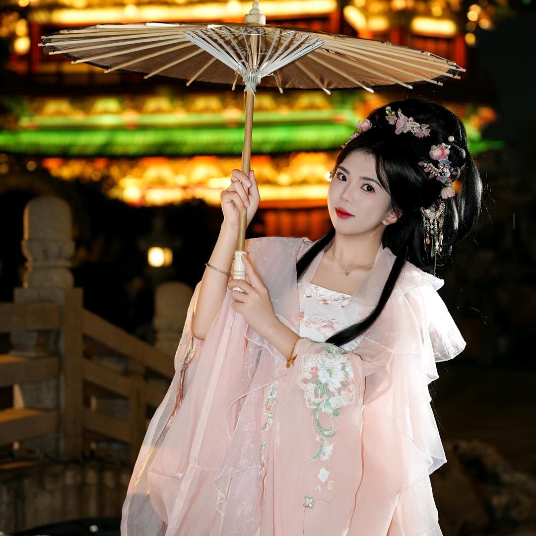 比个叶✌🏻