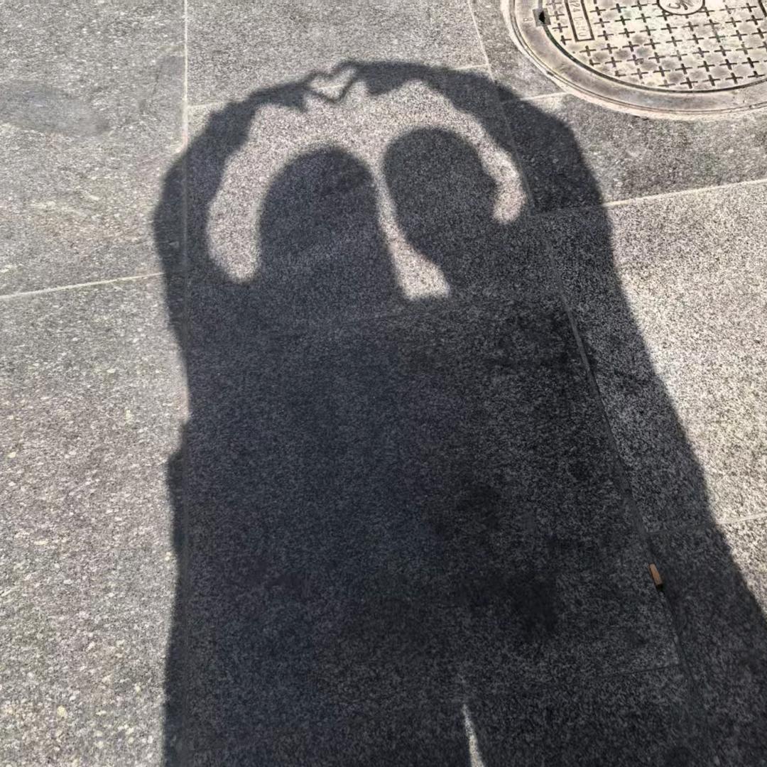钊