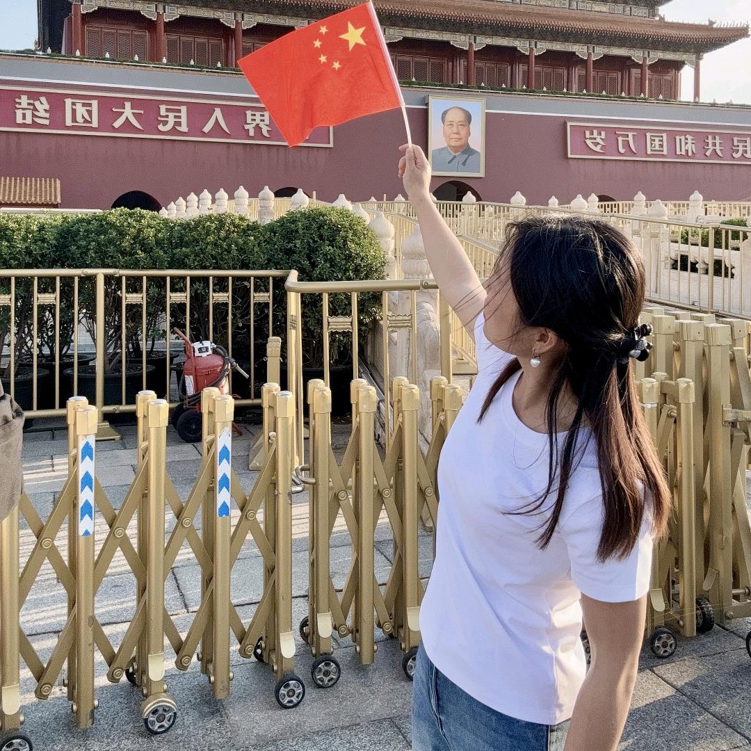 溜溜的～她