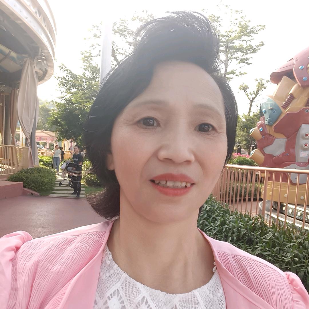 唐厚兰微笑的我