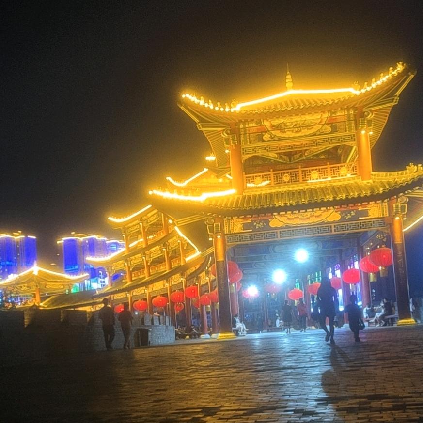简墨
