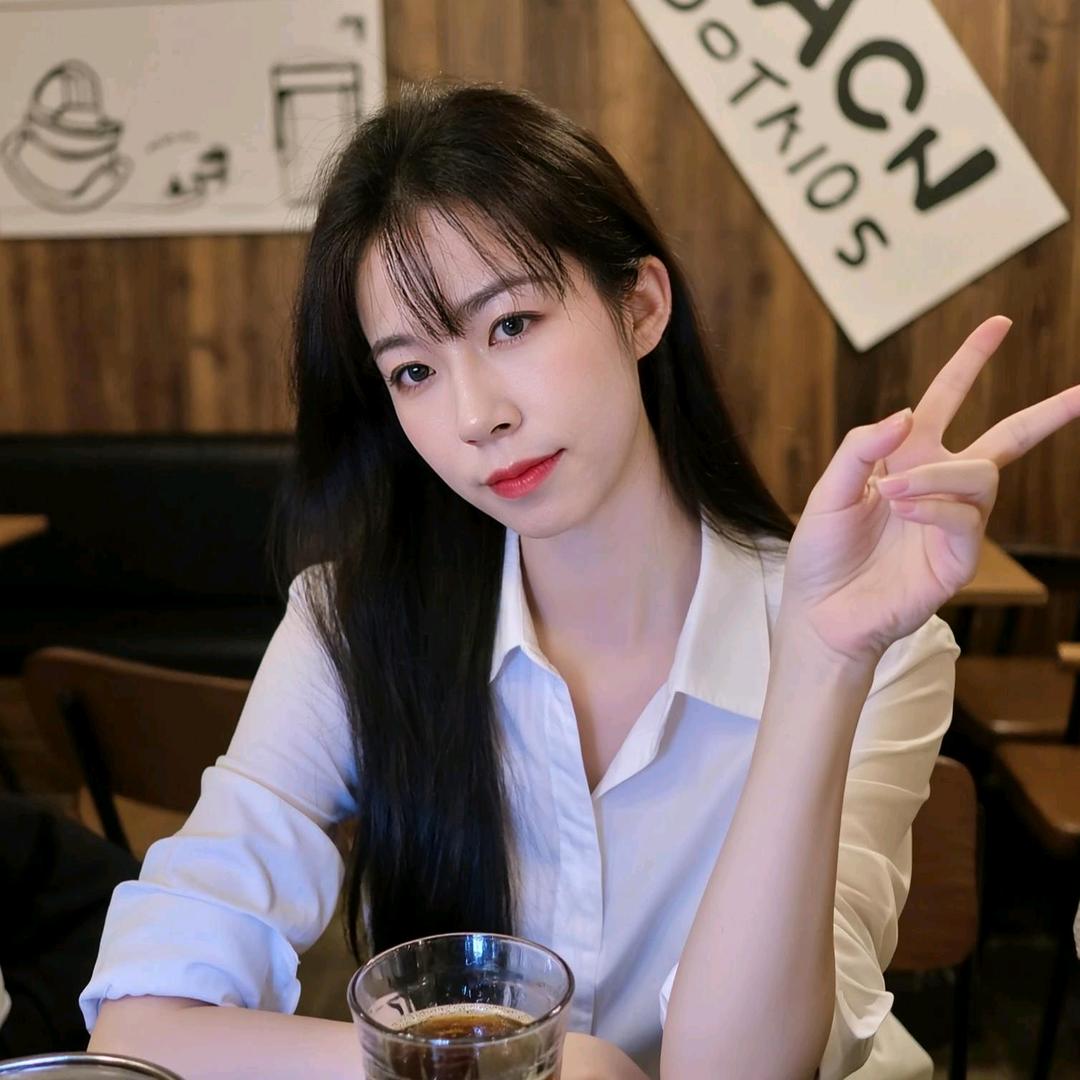 荣成希尔顿欢朋～任多米