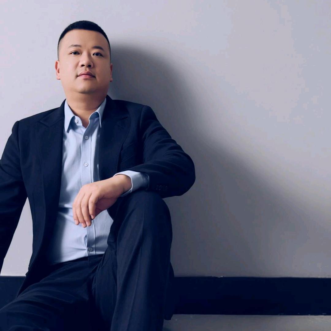 左右他爹