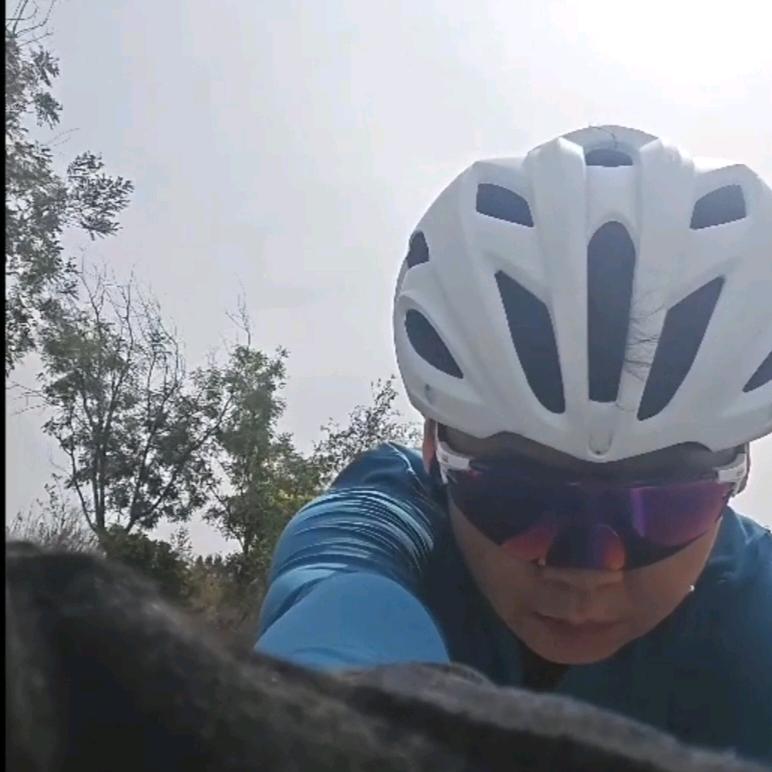 请我吃辣堡🚴🏻‍♂️🚴🏻‍♂️