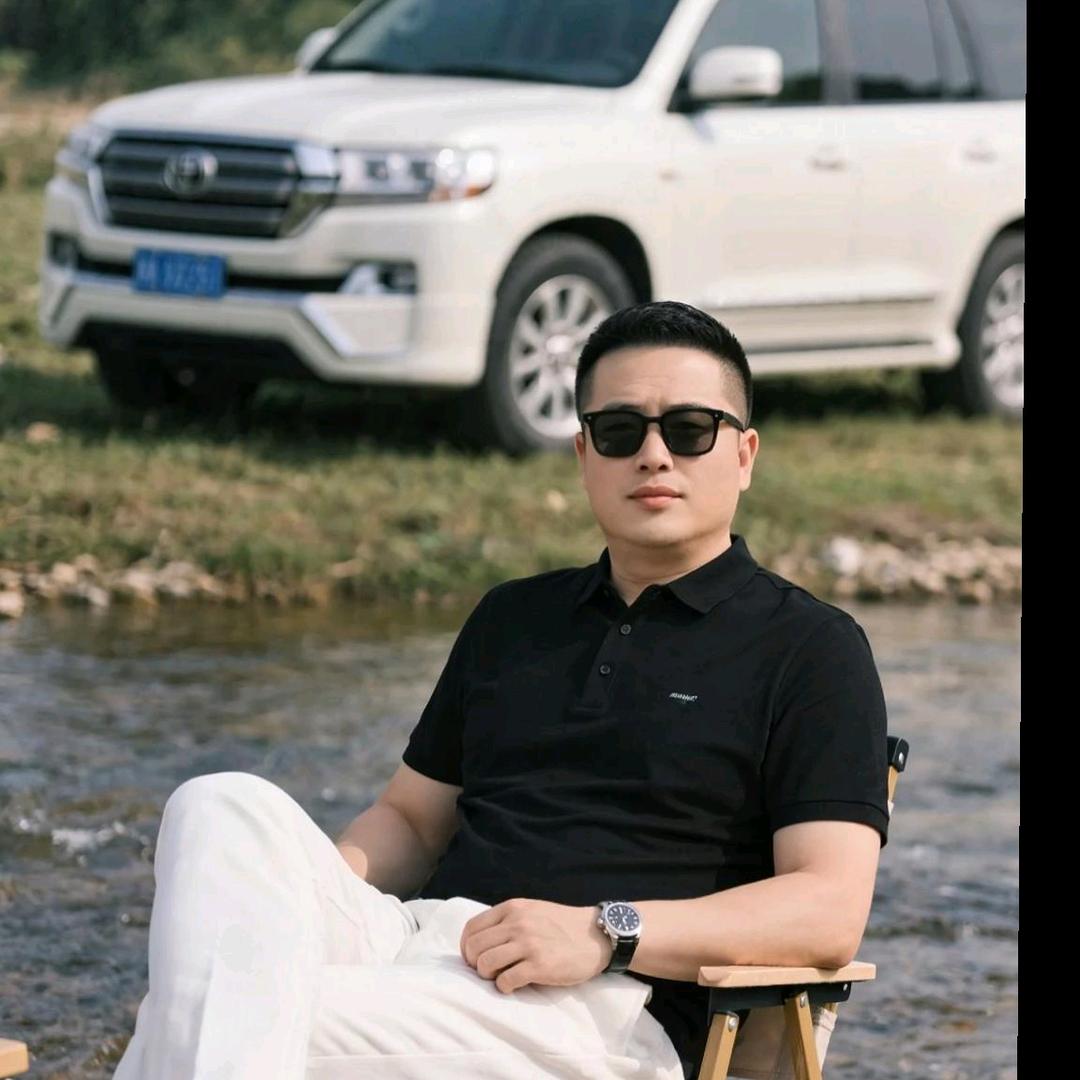 （陈）山高我为峰