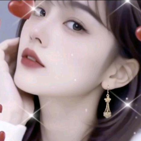 💕💋（小灵儿）🎤