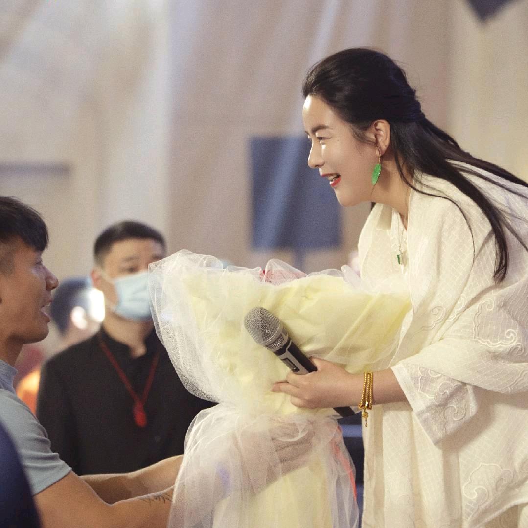 周杨幸福传承人