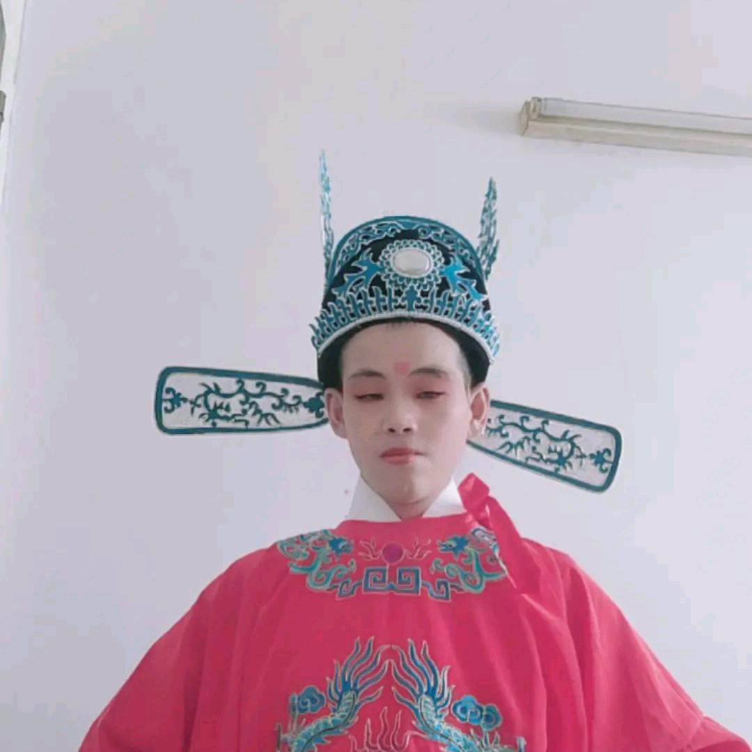 周总抚州采茶戏演艺公司