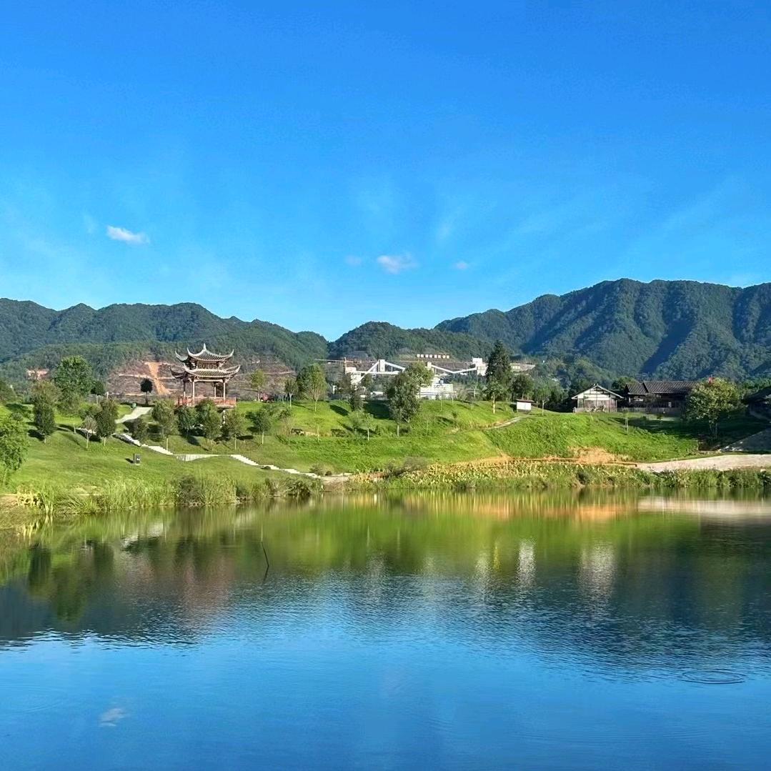 燕语莺声