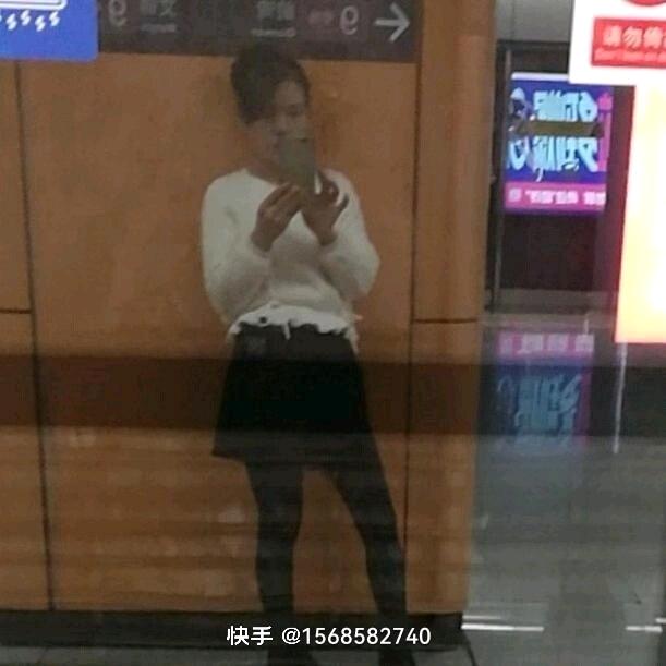 芳姐🎤每天不定时开播