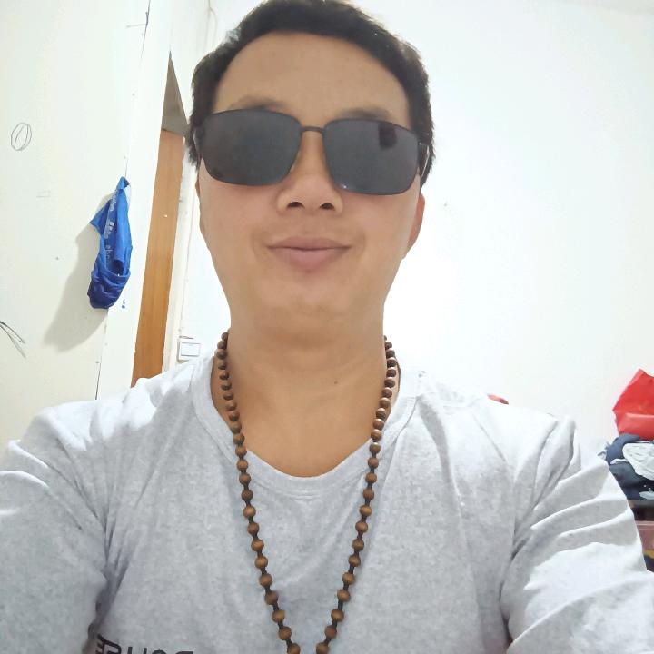 恒达装饰战斗机