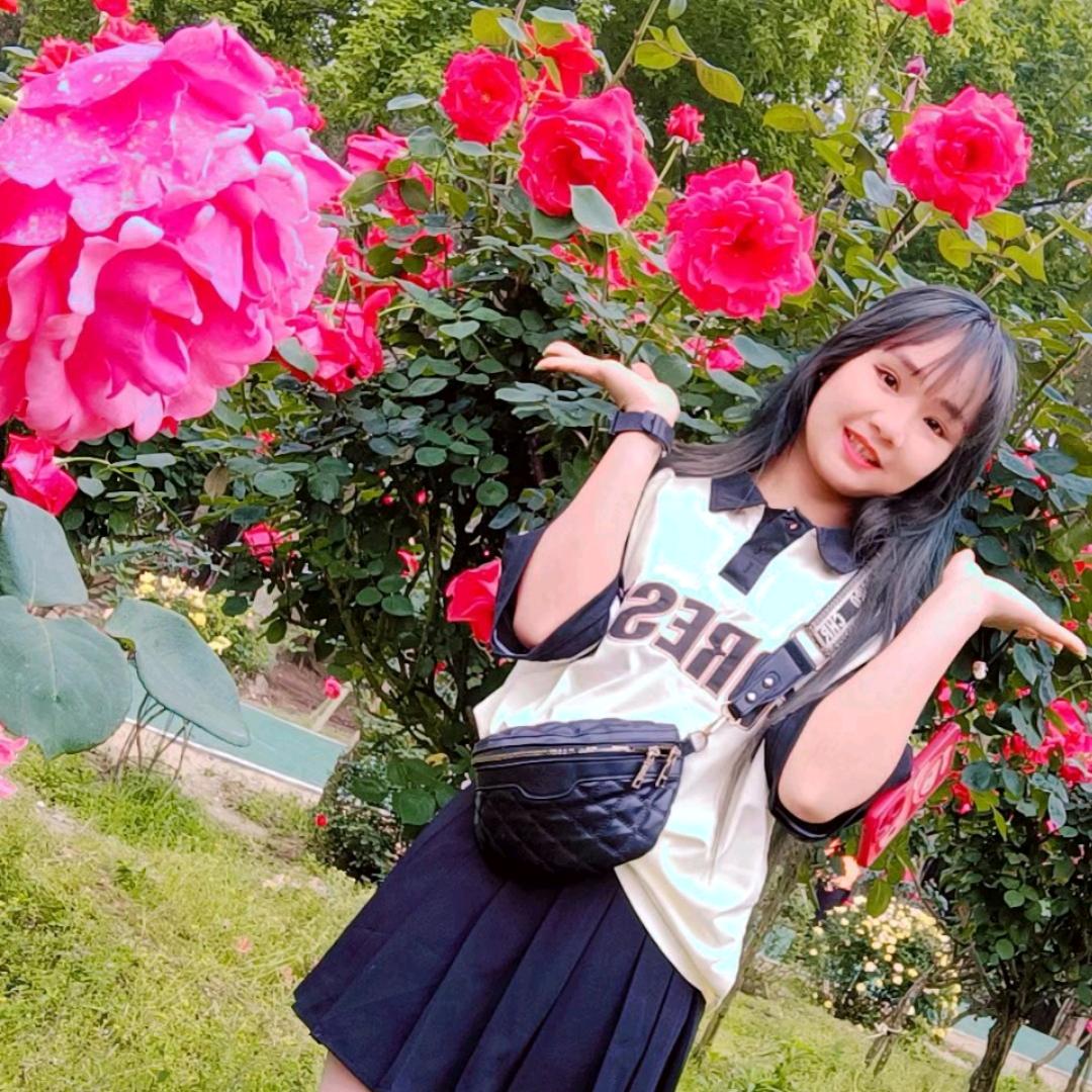 🌸မိုး🌸