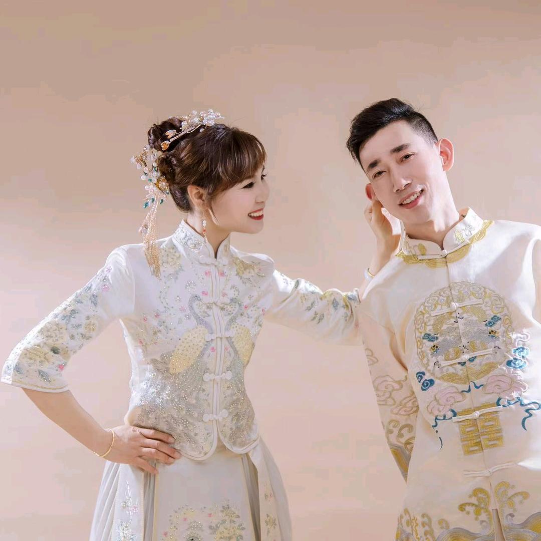 李英♥