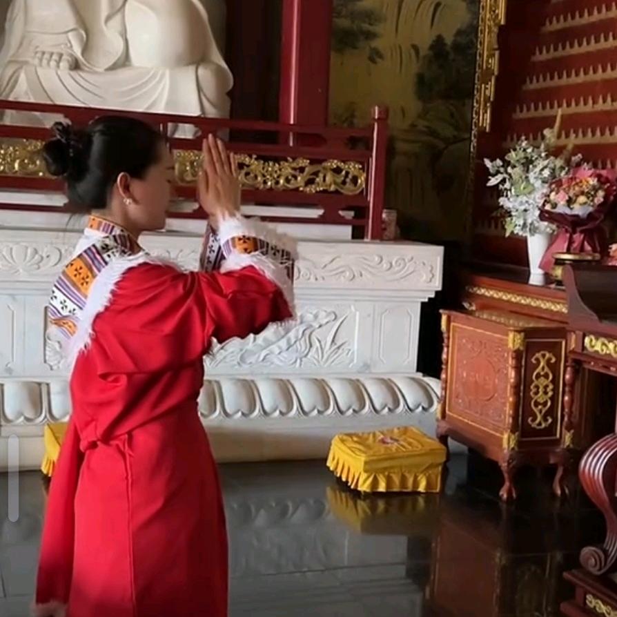 強溦