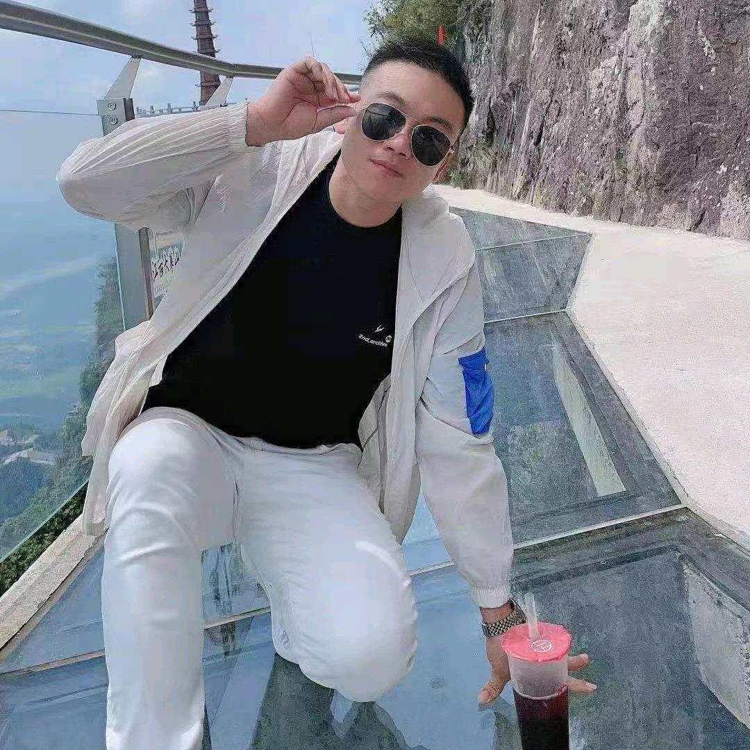 87年的兔子尧╭(尧）^O^