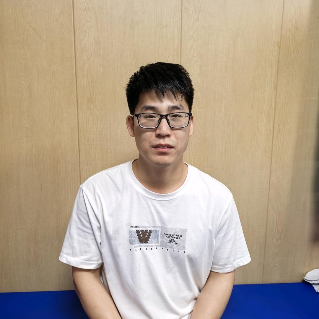 中一推拿冯旗才