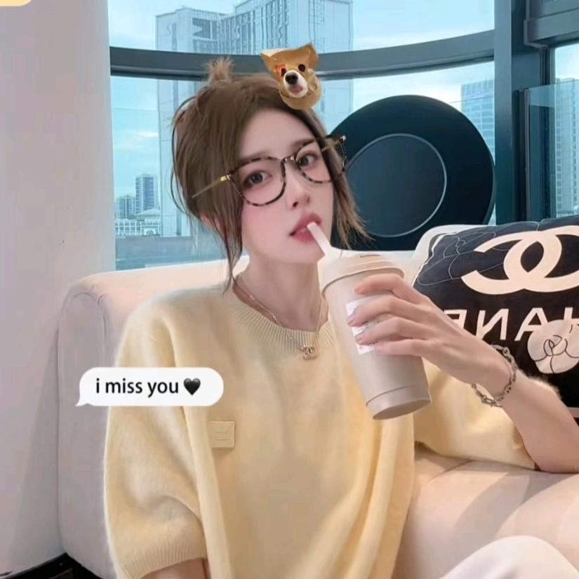 露露lucy~(穿搭精选)