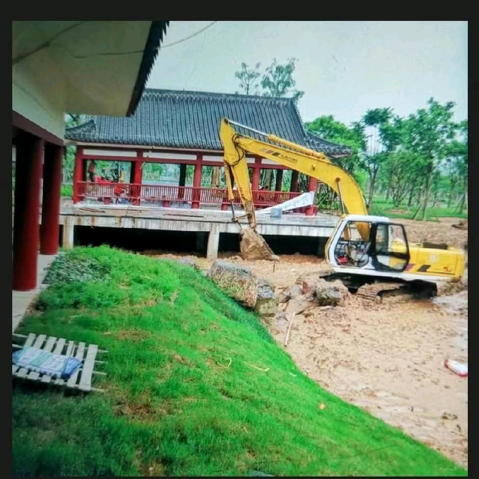小陈，