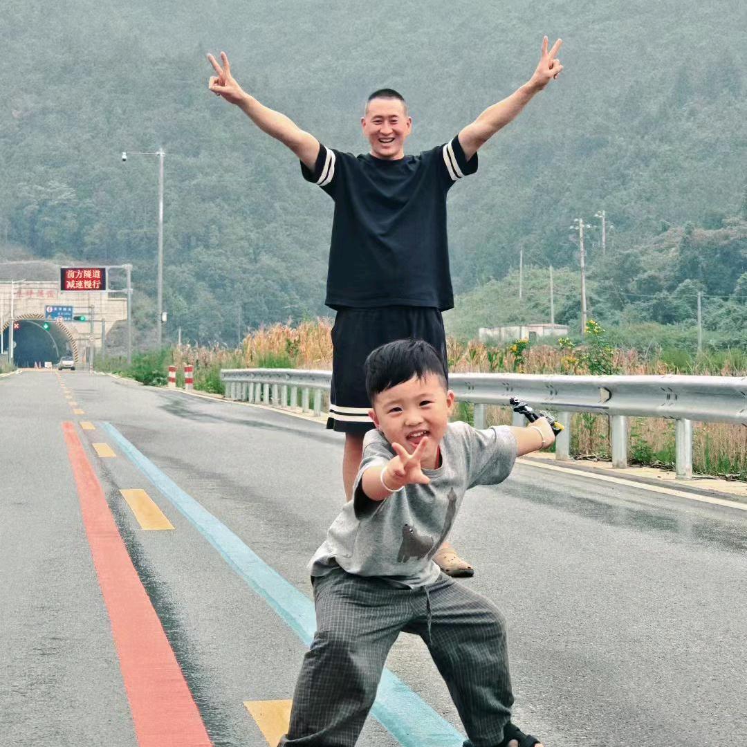欲望撕扯人性