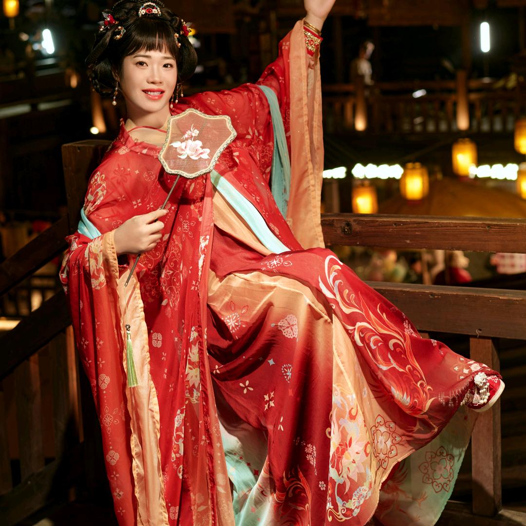 李火辣💃💃💃